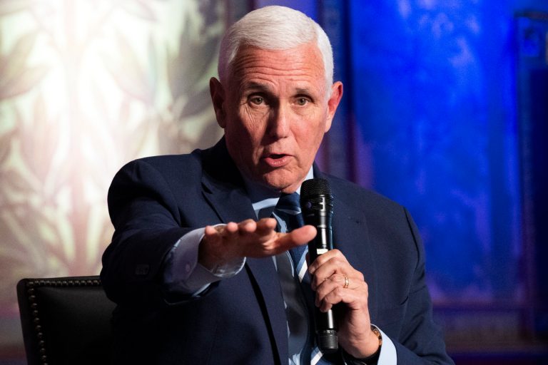 Mike Pence campaign to report $620K in debt for Q3 fundraising