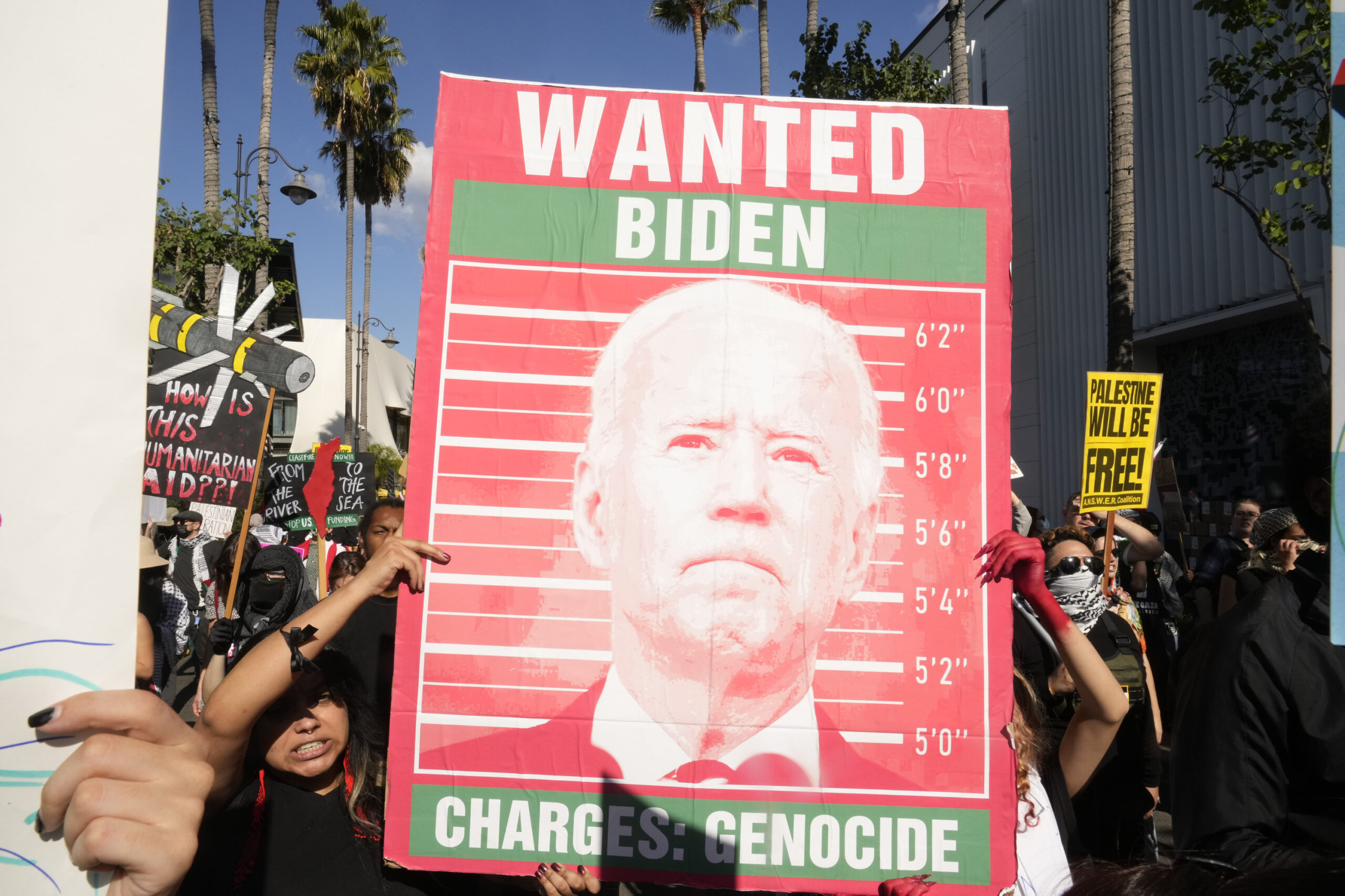 Swing state Muslim Americans launch #AbandonBiden campaign