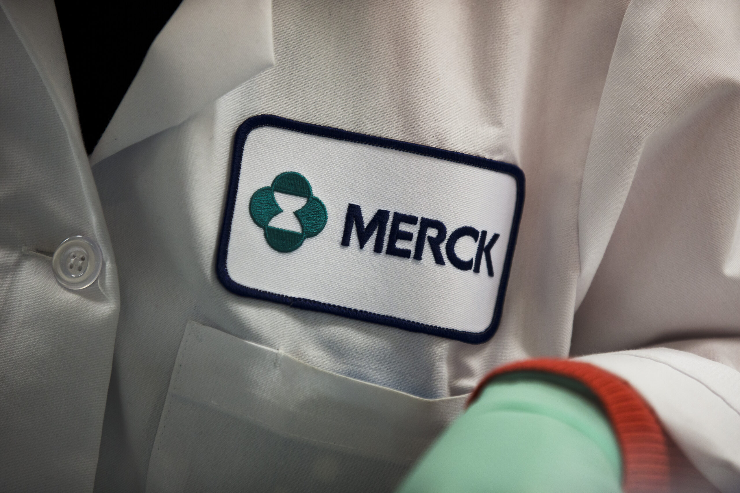 Merck to apply for emergency use authorization for highly effective COVID-19 pill