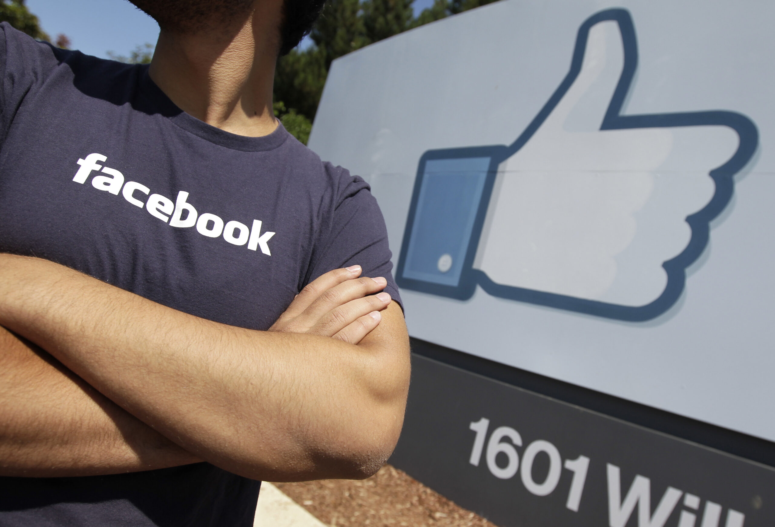Facebook, Apple pay for egg freezing, sperm donors