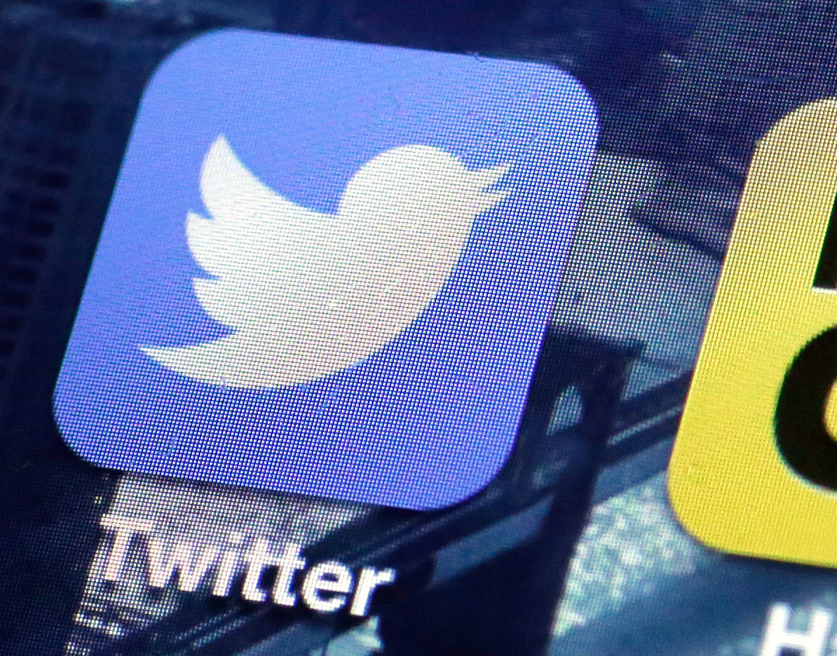 How many tweets does it take to get a lawmaker’s attention?