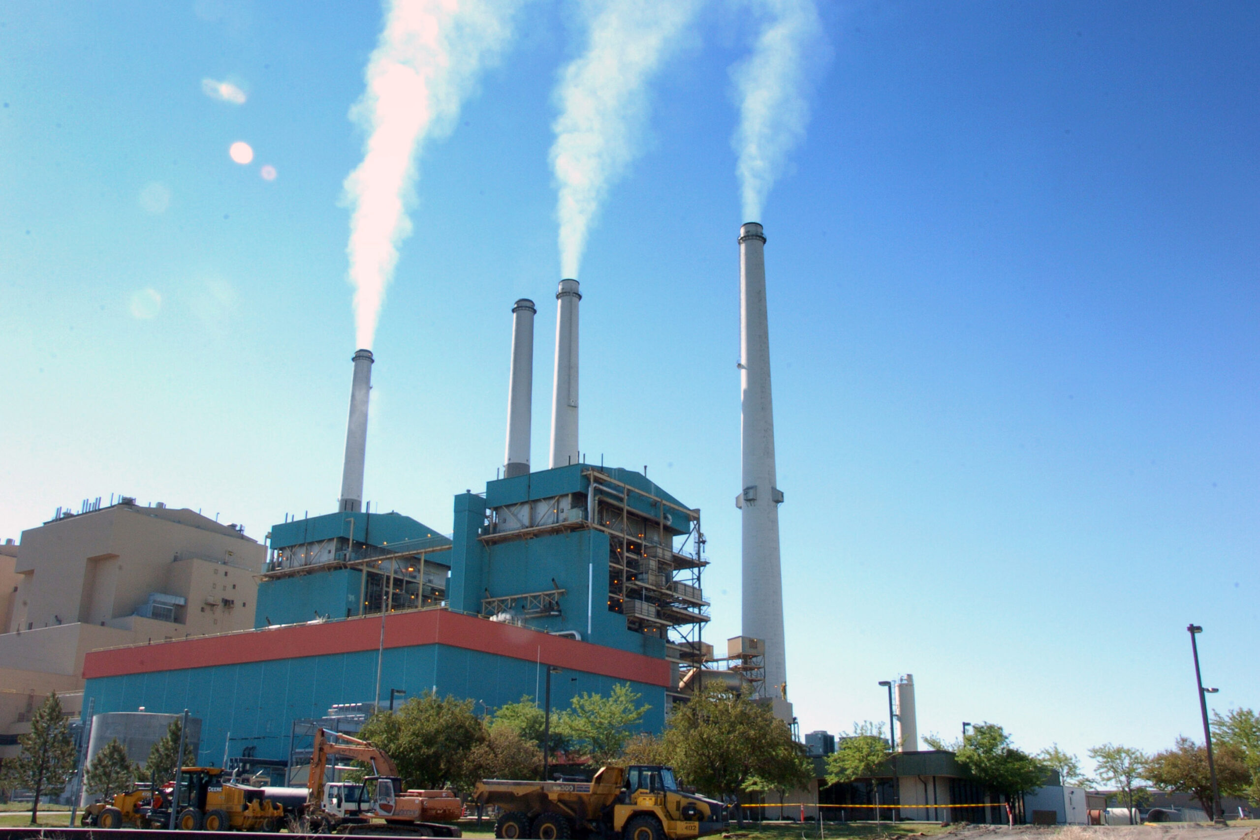 Justices rap EPA, but uphold global warming rules