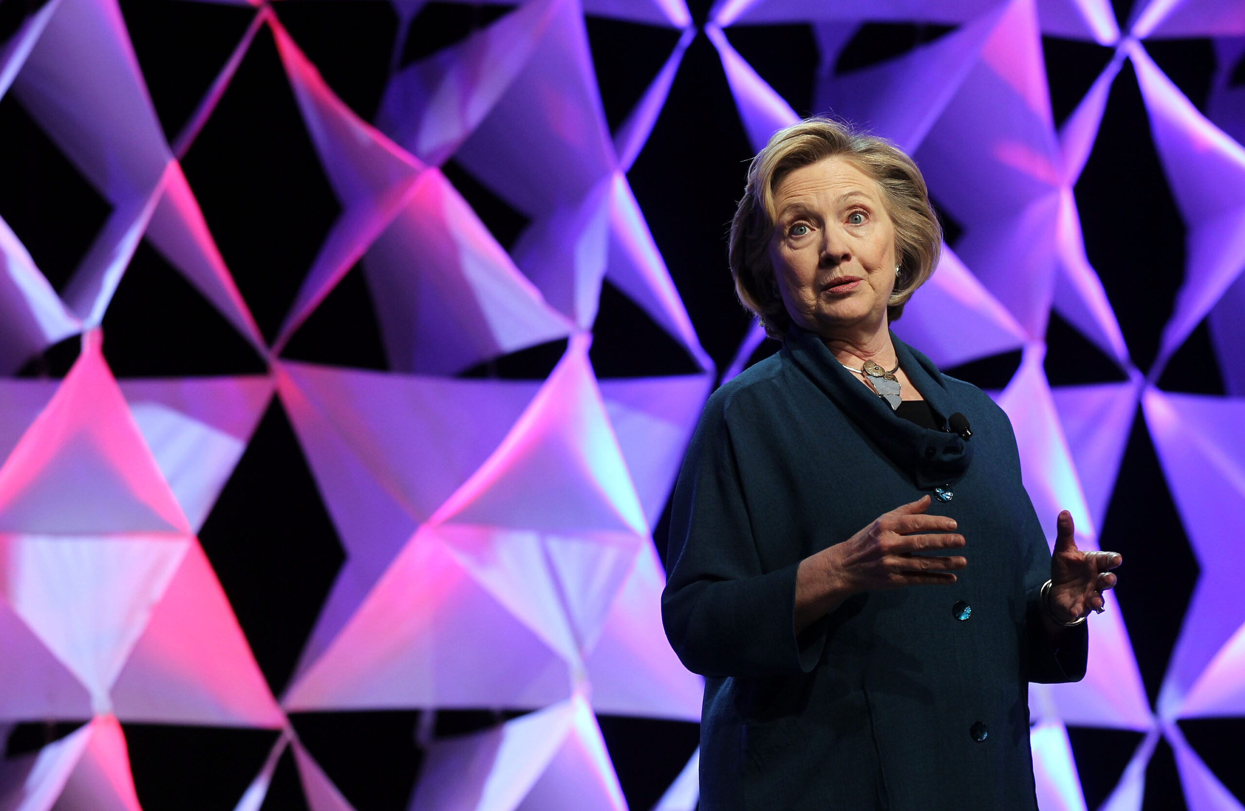 Can ANYONE name a Hillary Clinton accomplishment?