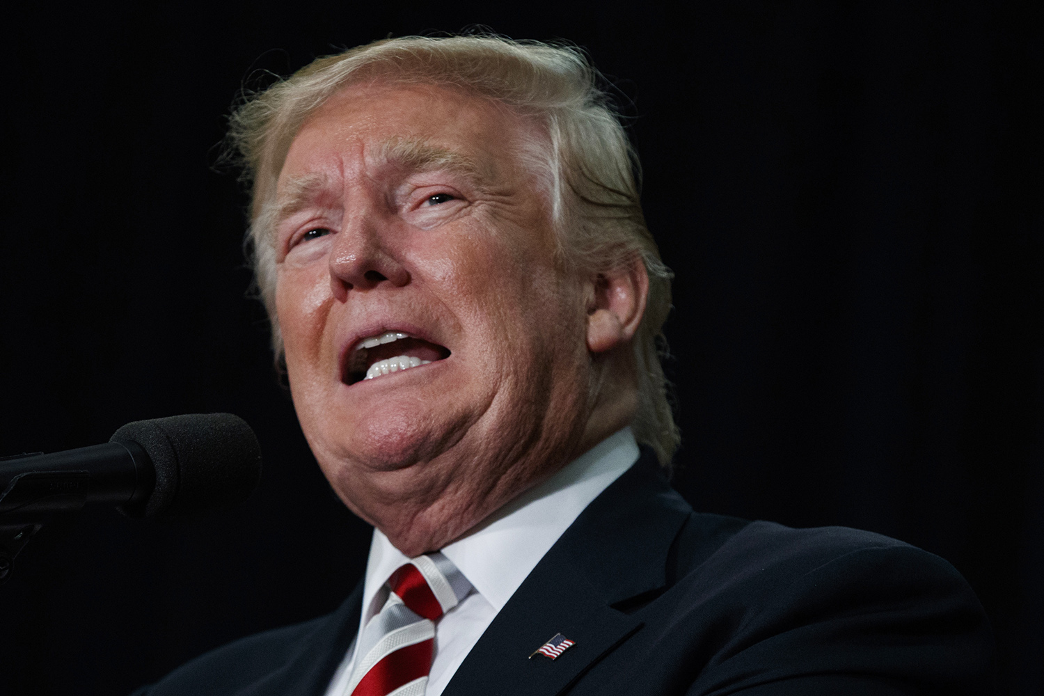 New York columnist withdraws Trump support