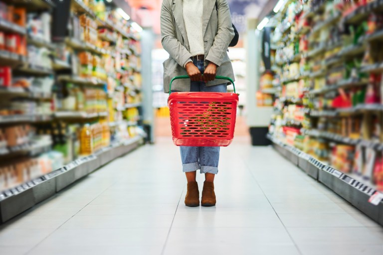 Wealthier people benefit from inflation, while the working class bears the costs