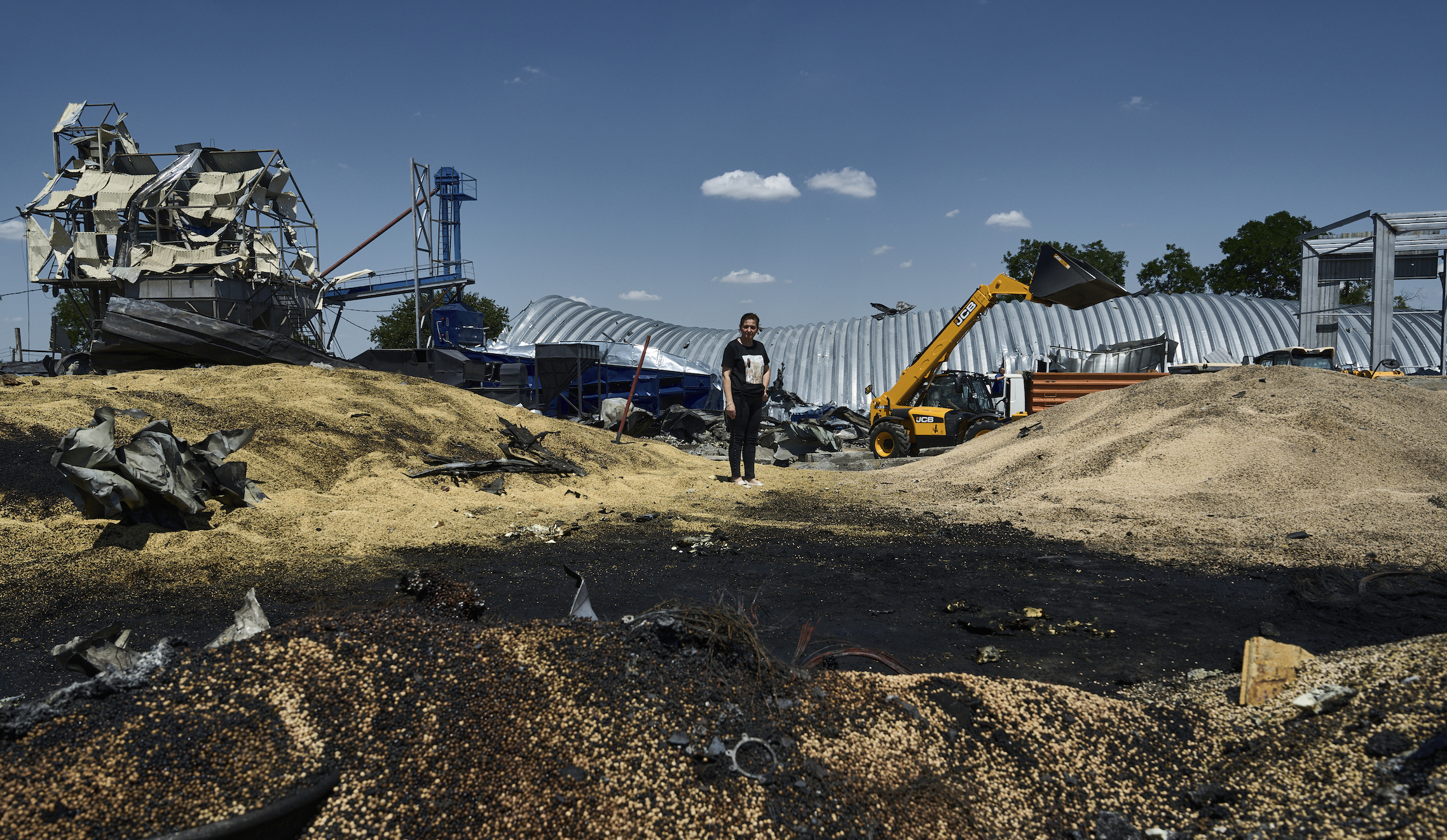 Russia attacks Ukraine’s grain because they can’t hit military targets, officials say