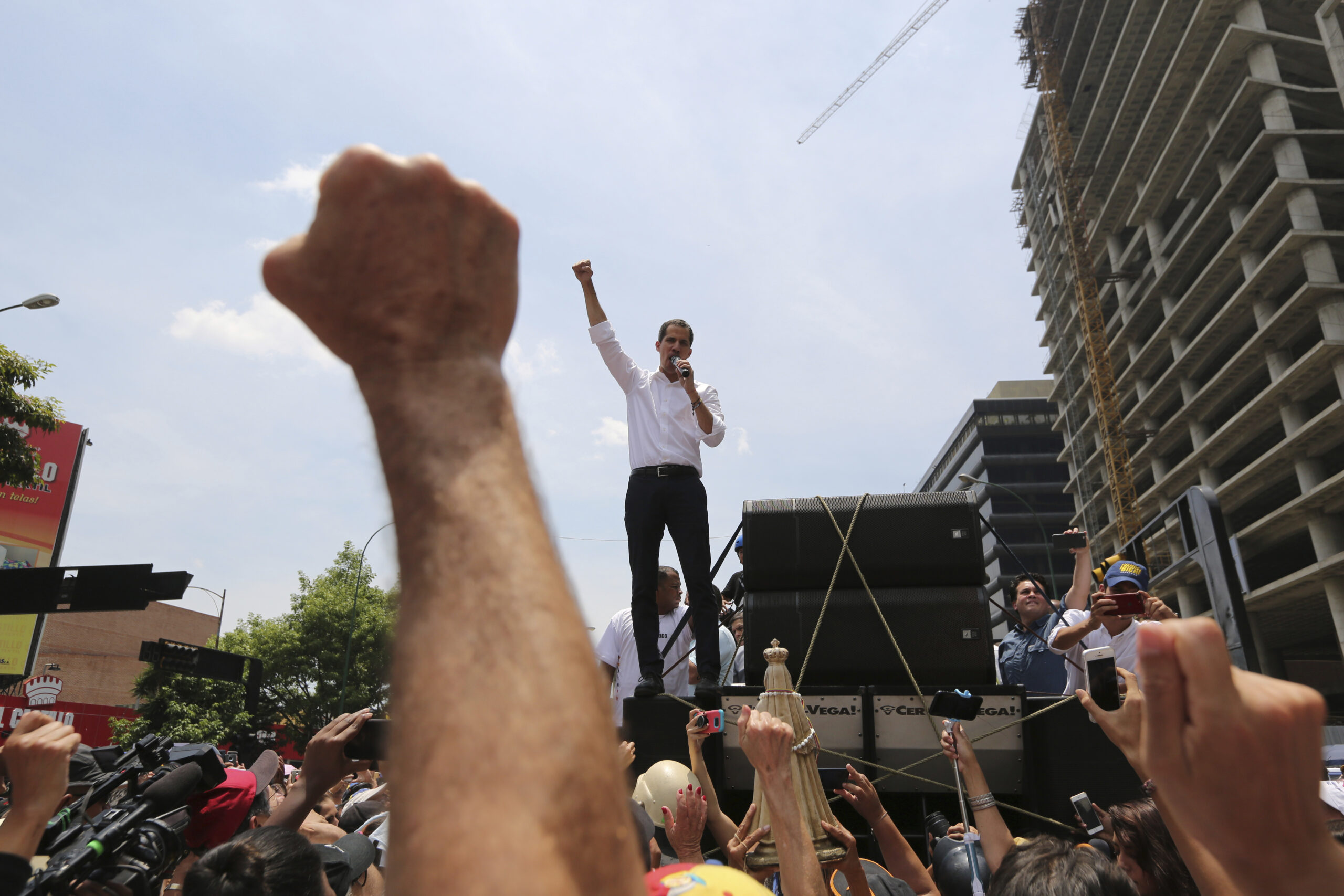 Inside the Trump administration’s Venezuelan problem
