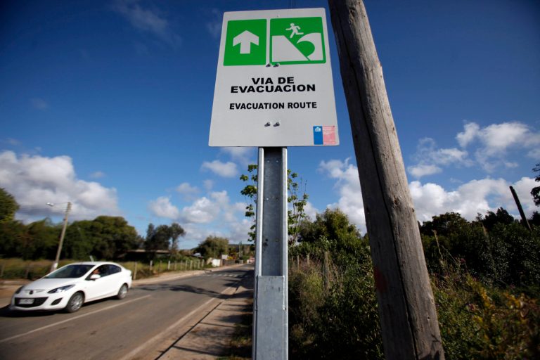 Chileans worry over string of 300 quakes in north
