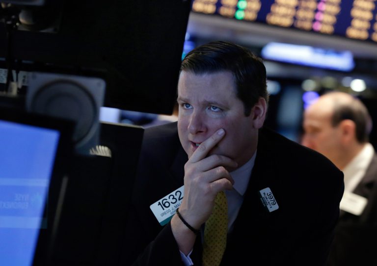 Markets slide as tensions build in Ukraine