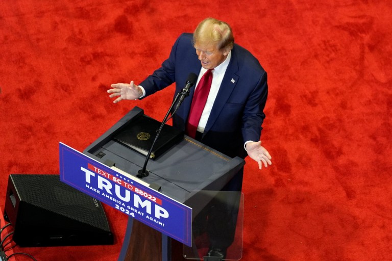 Trump predicts ‘gigantic’ victory over Haley on eve of South Carolina primary
