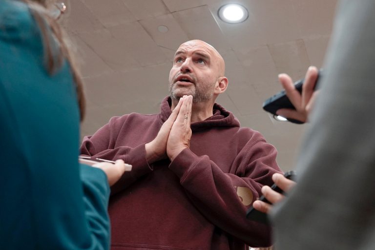 Fetterman endorses Romney to be Harvard’s next president: ‘Recalibrate from far-left orthodoxy’