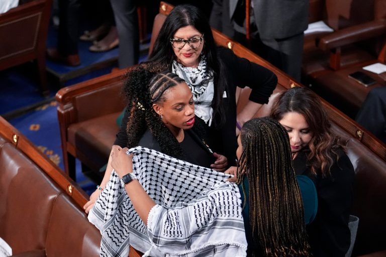 Democrats need to find a candidate with a base to defeat Summer Lee