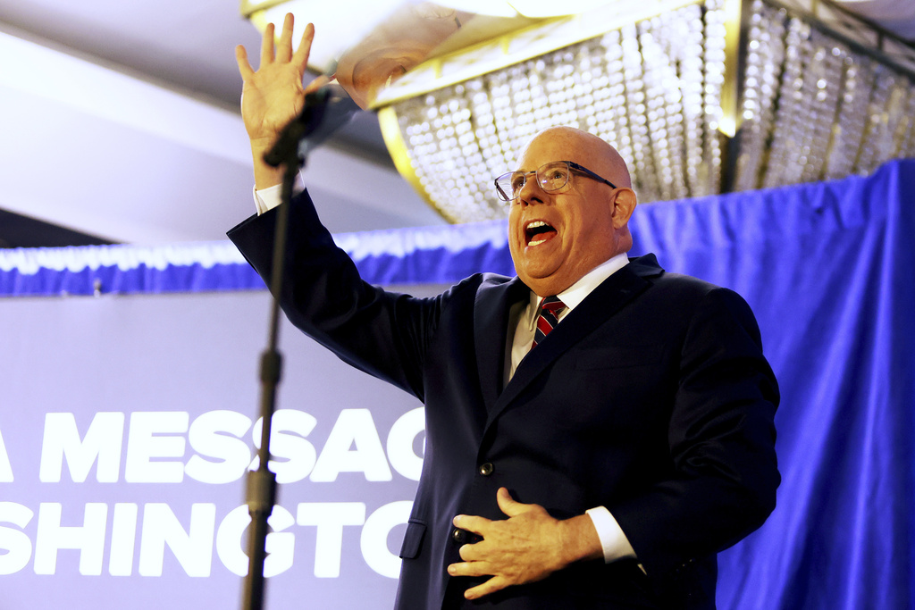 Senate GOP rebuffs Trump team to stand by Larry Hogan
