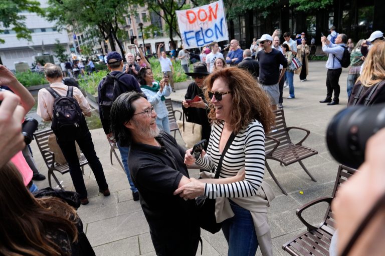 Democratic voters: Lock him up