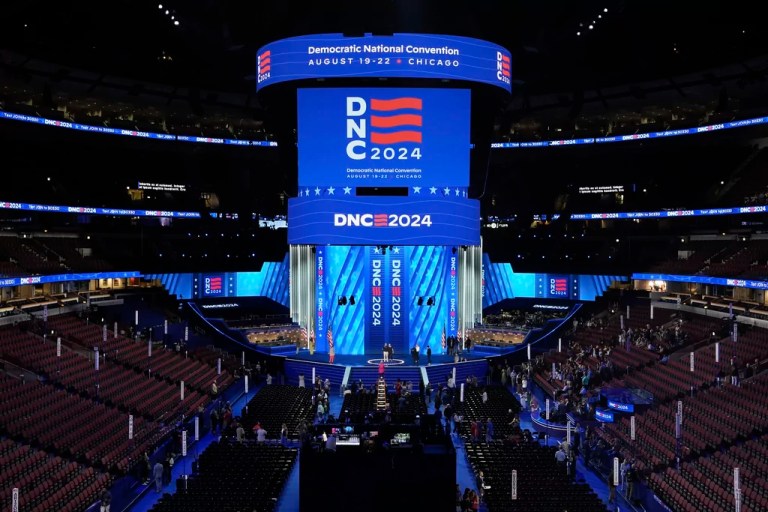 FBI investigating possible maggot attack on DNC breakfast in Chicago