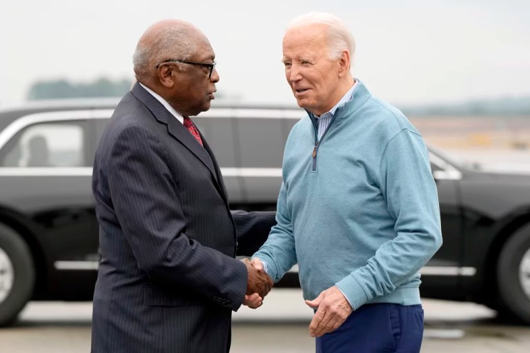 Clyburn pushed Biden to include endorsement in announcement he was stepping aside