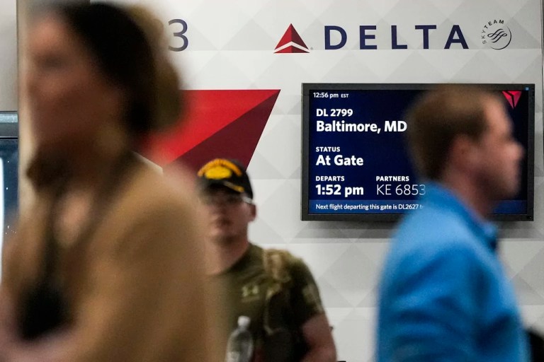 Delta says it’s reviewing how man boarded wrong flight. A family says he was following them