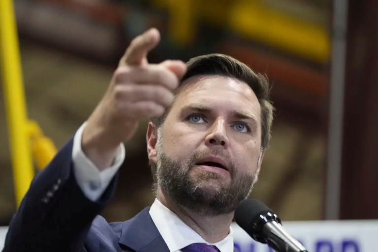 Vance keeps up stolen valor pressure on Walz with veteran-filled event