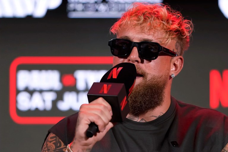 Jake Paul flips off ‘dumba** Democratic’ New York at sports conference