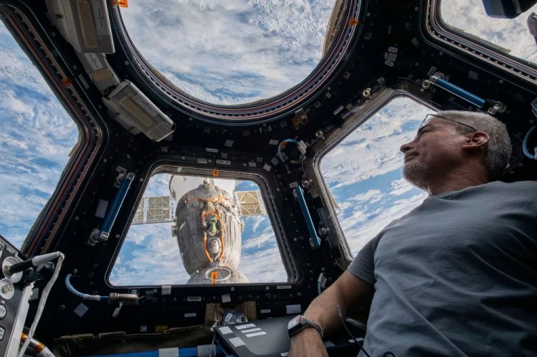 NASA contemplates sending SpaceX to rescue Starliner astronauts after Boeing failures