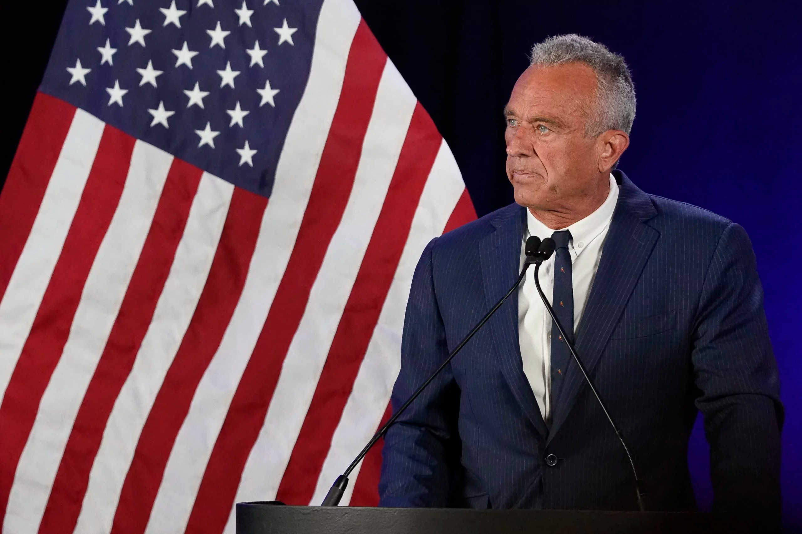 RFK Jr. joins Trump at Arizona rally as a surprise guest