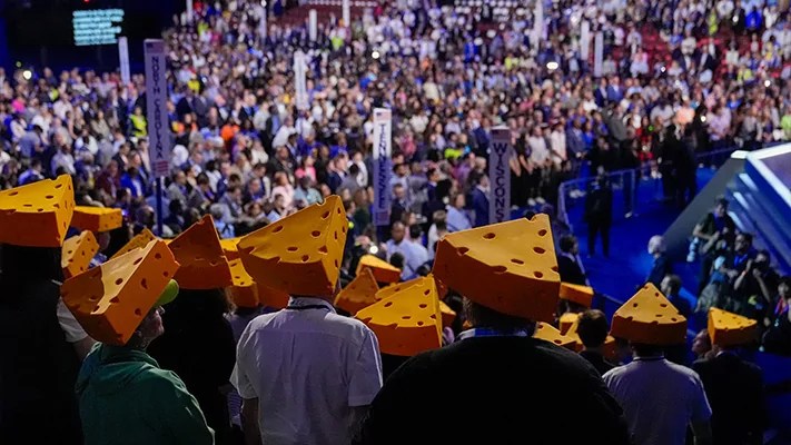 Wisconsin swing-state blues (or reds)