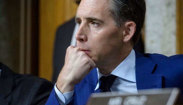 Hawley in ‘one-on-one’ talks with Speaker Johnson over radiation exposure bill