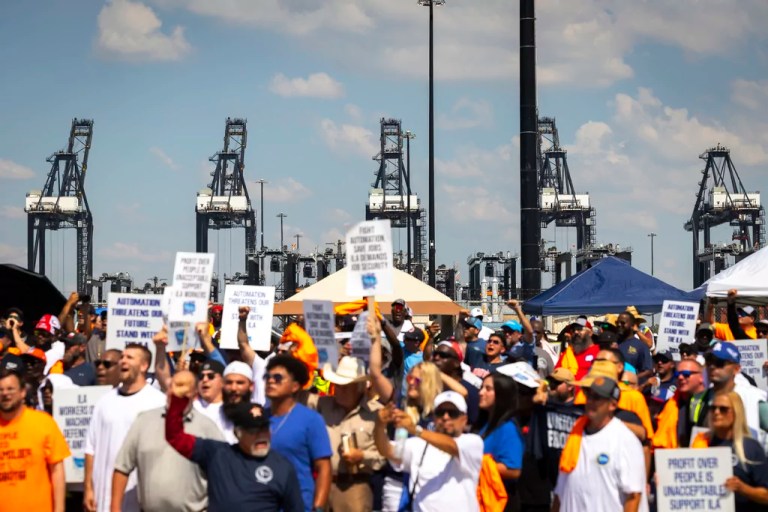 ILA ends port strike