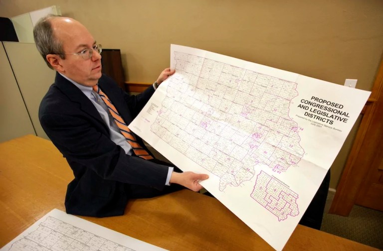 How Iowa’s voter registrations may reveal its shift to the right