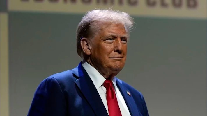 WATCH LIVE: Trump holds rally in Aurora, Colorado