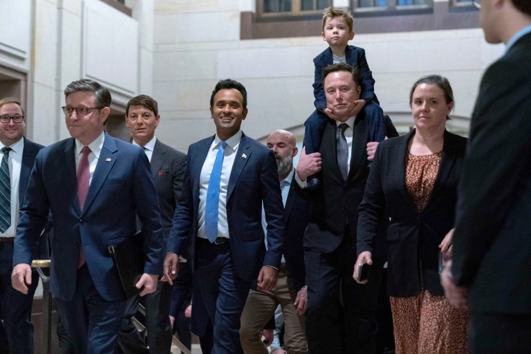 Trump base splits over Musk and Ramaswamy’s support for foreign worker visas