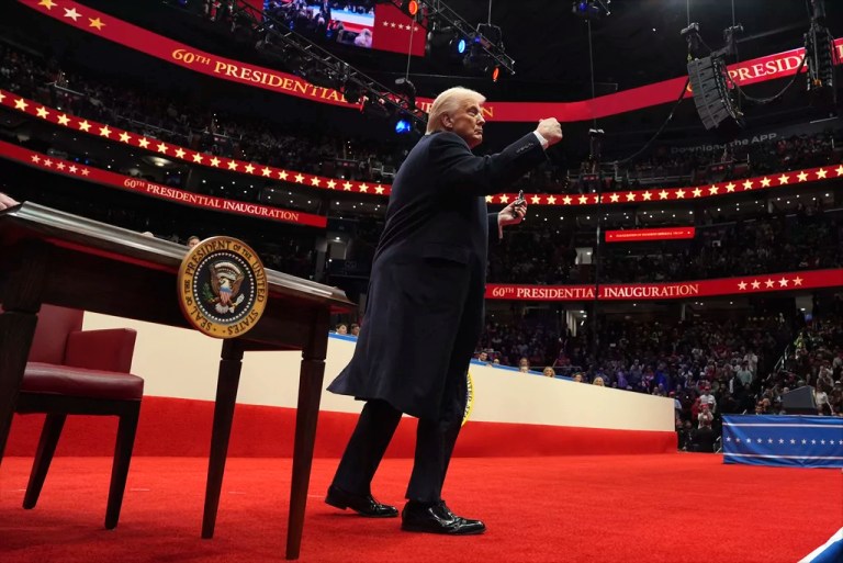 Trump pulls US out of Paris climate agreement again