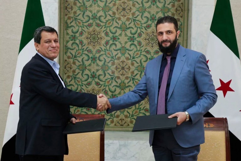 Syrian government signs breakthrough agreement to reintegrate US-aligned Kurdish forces