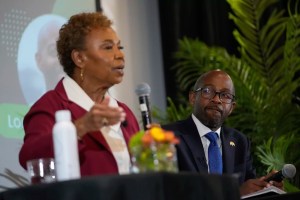 Oakland mayoral candidates deliver closing arguments to undecided voters