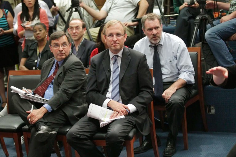 ABC News' Senior Political Correspondent Jonathan Karl sits with reporters in the Senate Radio-TV Gallery studio on Capitol Hill in Washington, Wednesday, Aug. 3, 2011, as lawmakers discuss the partisan standoff over a bill to end the partial shutdown of the Federal Aviation Administration (FAA). (AP Photo/J. Scott Applewhite)
