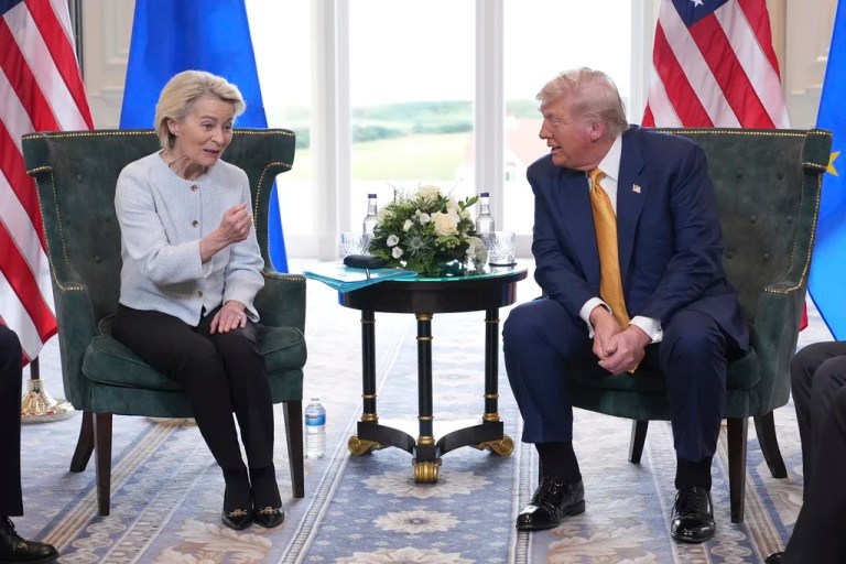 Von der Leyen and Trump.