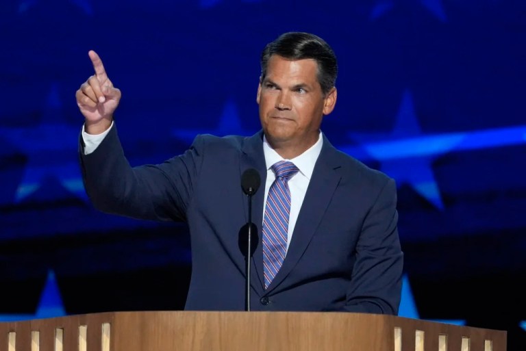 Geoff Duncan changes voter registration to Democrat