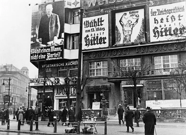 Weimar Republic: Presidential elections 1932 Election posters for the candidates Hindenburg and Hitler. Berlin, Potsdamer Platz , early in march 1932 (Photo by ullstein bild/ullstein bild via Getty Images)