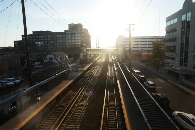 4 of 8 | Tracks are empty at Mineola train station as Long Island Rail Road workers enter the third day of their strike, Monday, May 18, 2026, in Mineola, N.Y. (AP Photo/Heather Khalifa)