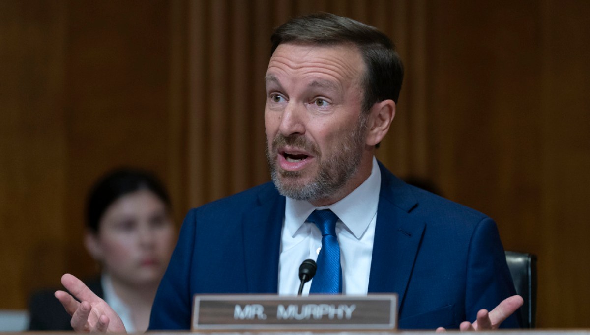 Chris Murphy calls Supreme Court ‘arm of the oligarchy’ after campaign finance ruling