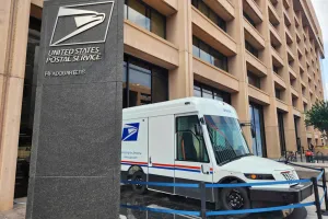 Postal Service’s $10 billion electric vehicle overhaul escapes DOGE-era scrutiny amid delays and financial warnings