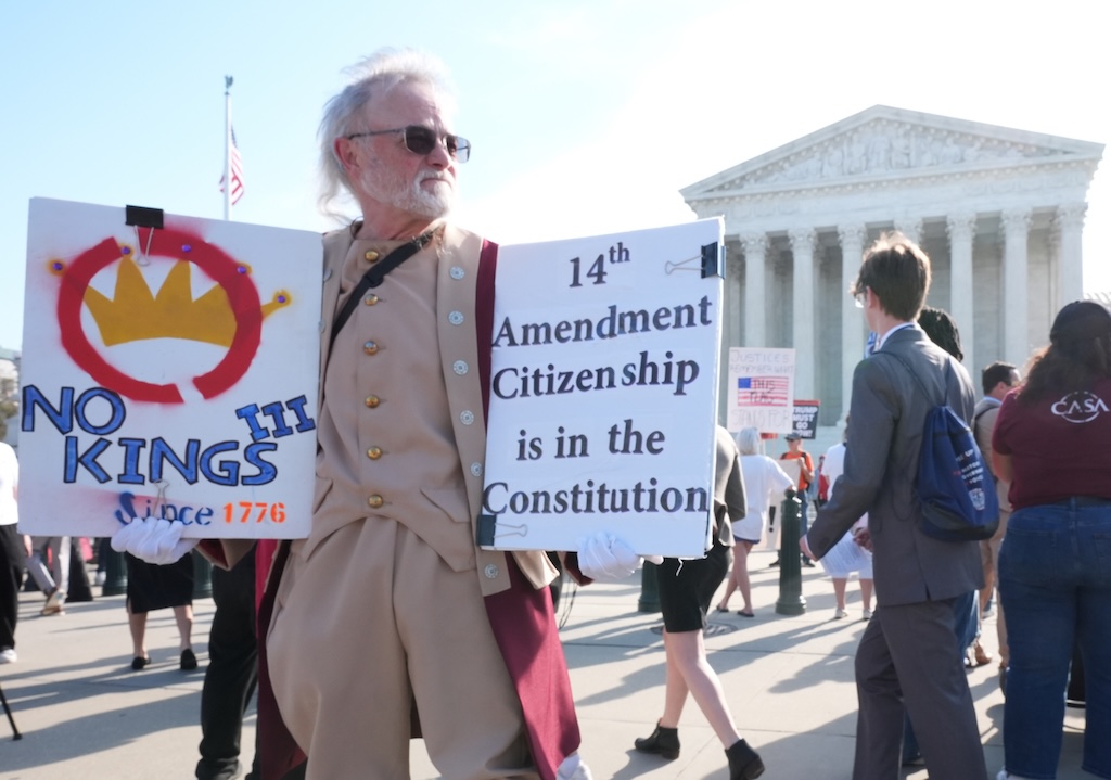 Supreme Court strikes down Trump’s birthright citizenship executive order