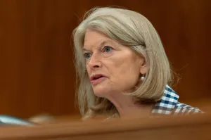 Lisa Murkowski vying to replace Bill Cassidy on Senate health panel
