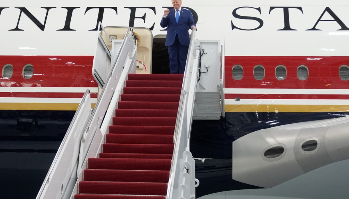 Trump reveals new Air Force One will fly over DC on July 4