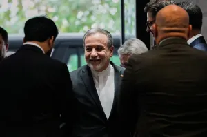Iran threatens ‘complete halt’ to US peace talks after day of tit-for-tat strikes