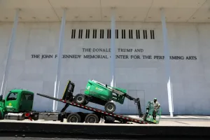 Arts organization posts Kennedy Center livestream for Trump name takedown