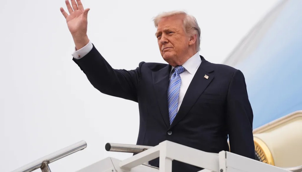 Tracker: Notable gifts Trump has received from world leaders during his second term