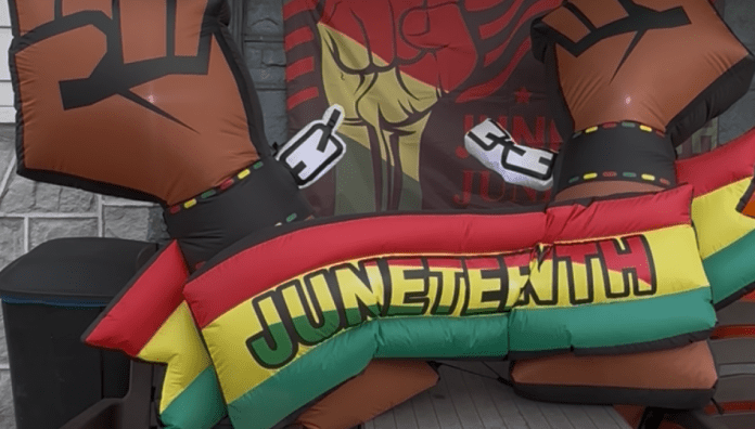 Why was the US flag missing from Juneteenth logos and celebrations?