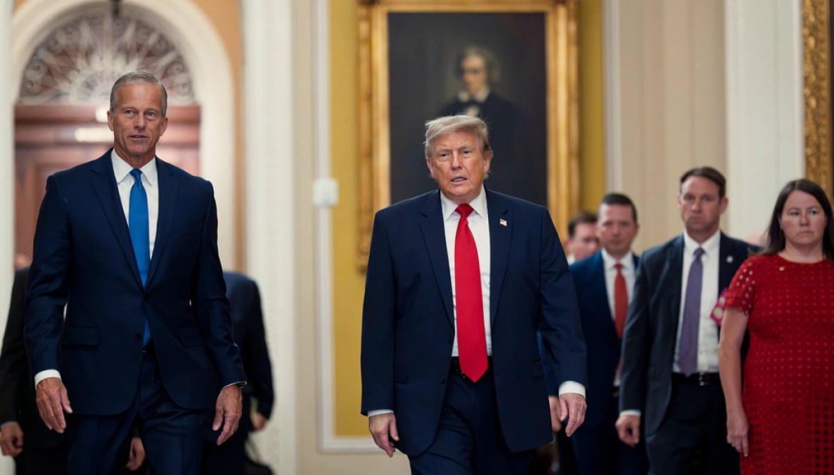 Trump and Thune look for reset at Mount Rushmore